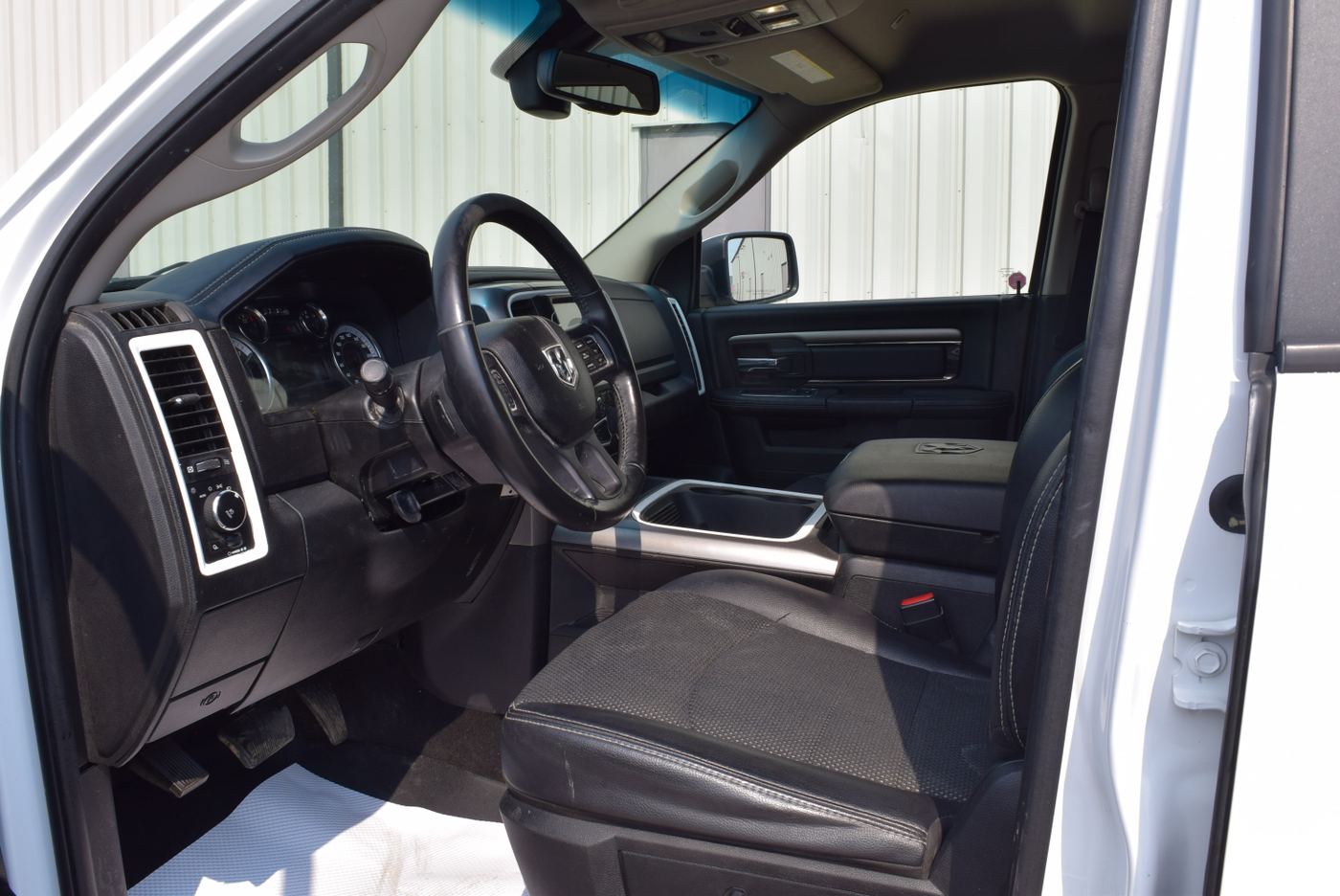 2018 Ram 1500 Sport photo 9