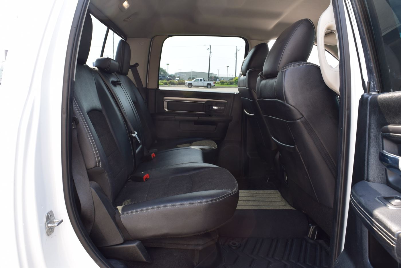 2018 Ram 1500 Sport photo 11